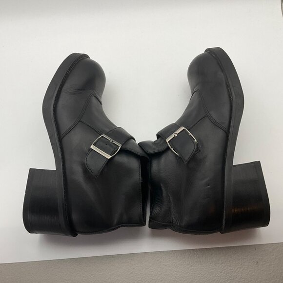 9&Co. Womens 9.5 Black Leather Chunky Ankle Boots Wingtip Buckle Goth Grunge - Picture 9 of 12